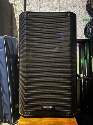 Altavoz QSC K12 (1000w)