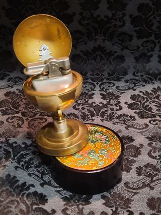 Carillon Accendino vintage a globo