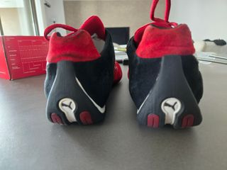 ZAPATILLAS PUMA DE ANTE ROJAS Y NEGRAS TALLA 42
