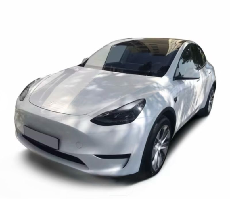 Tesla Model Y 2023 - foto 1