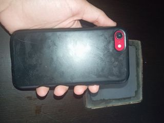 iPhone SE 2020 rojo - piezas