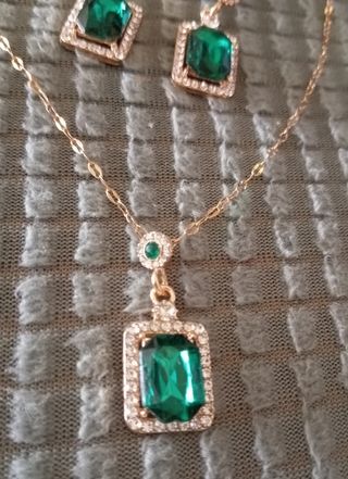 Conjunto Verde Esmeralda.