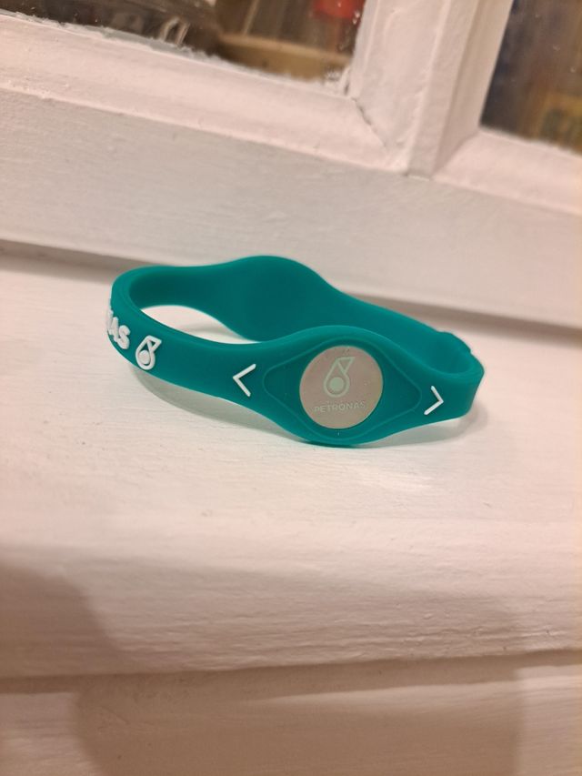 Pulsera Petronas verde-azulada