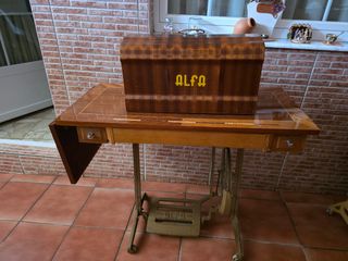 Máquina coser Alfamatic 109 de Alfa
