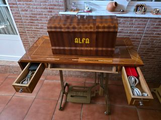 Máquina coser Alfamatic 109 de Alfa