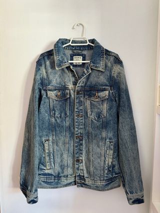 Cazadora vaquera Pull&Bear talla S hombre