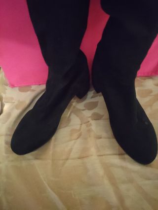 Botas altas negras elásticas