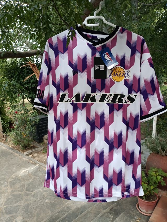 Camiseta New Era Lakers morada