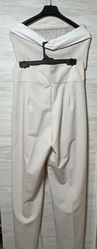 Traje beige - Pantalón y top talla m o L