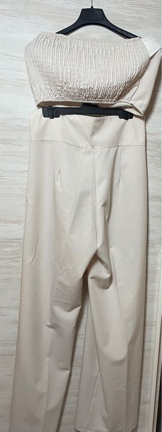 Traje beige - Pantalón y top talla m o L