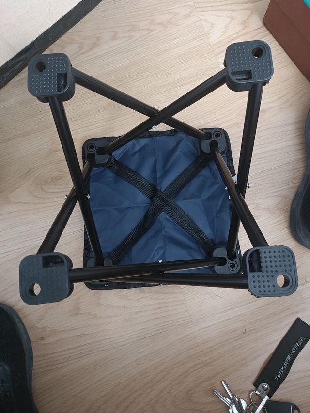 Taburete plegable - Plegable y portátil