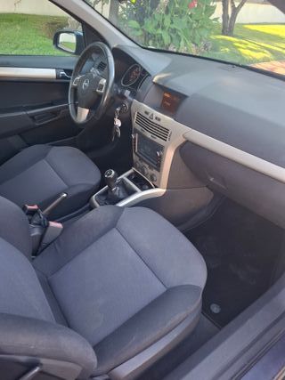 Opel Astra 2009 1.6I