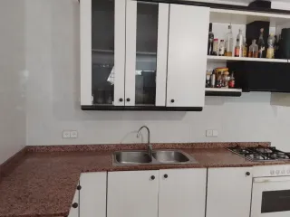 Se regalan muebles Cocina y encimera de granito