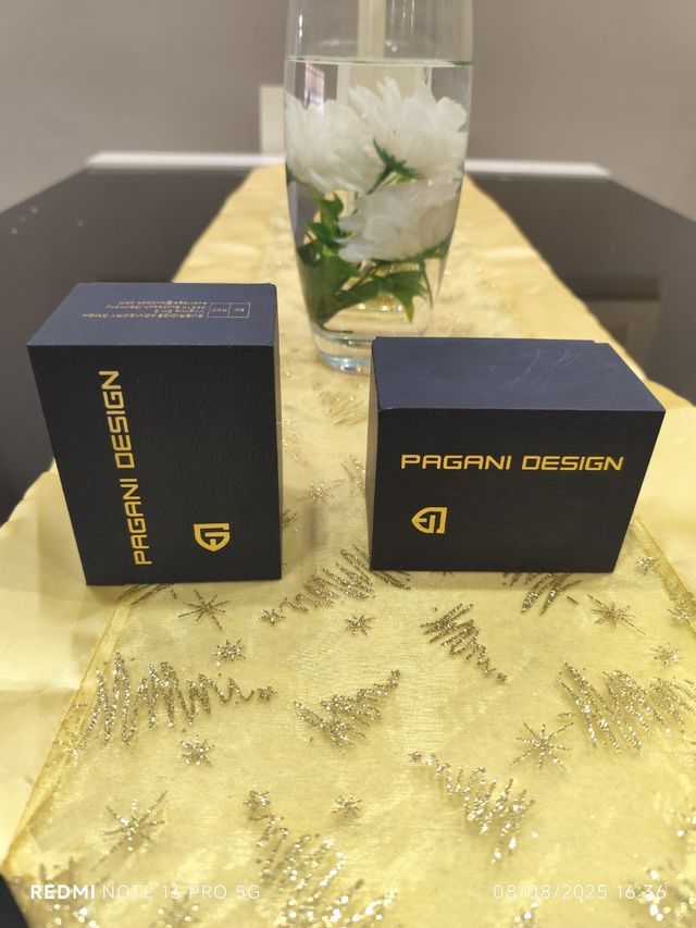 2 Cajas Pagani Design 6 EUROS CADA CAJA