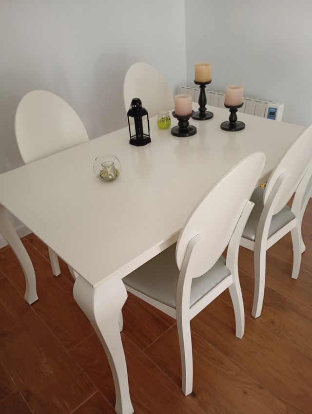 Mesa extensible comedor blanca 4 sillas