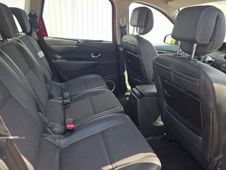 Renault Grand Scenic 2012