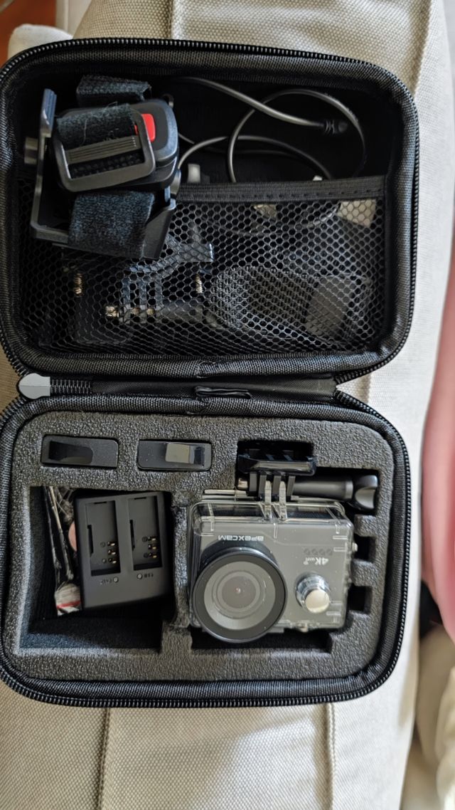 Apexcam 4K WiFi Action Cam com kit de acessórios