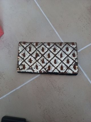 Bolso de fiesta marrón y dorado