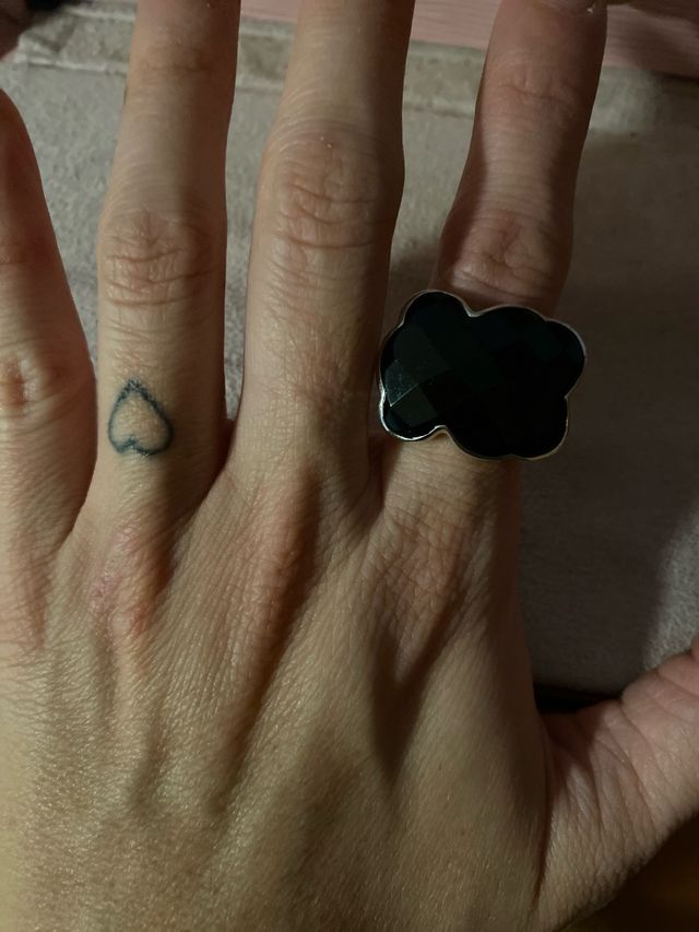 Anillo Tous oso negro plata onix