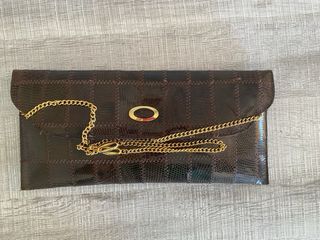 Clutch marrón piel