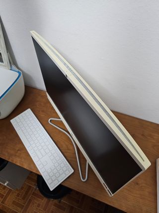 HP Ordenador Blanco con mouse y teclado inalambric
