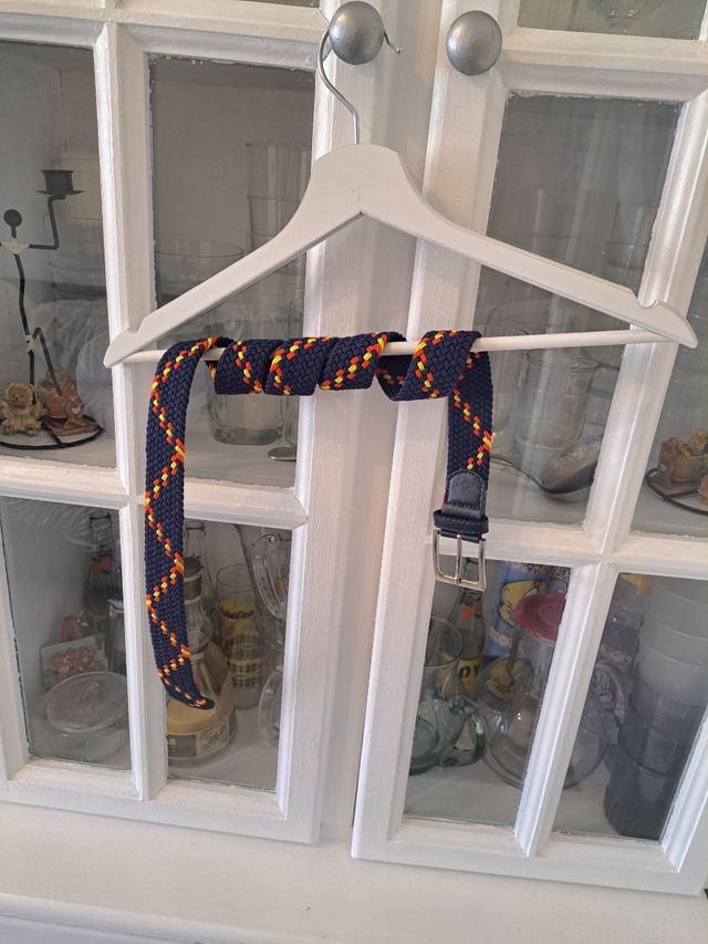 Cinturón tejido España