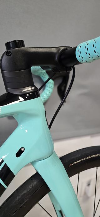 Bicicleta Carretera Bianchi Infinito XE