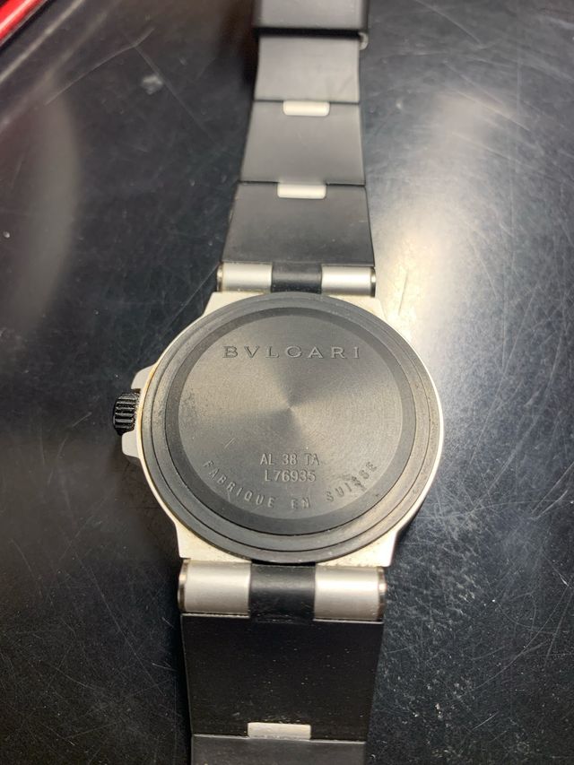HOY Reloj Bvlgari Aluminium automático 38