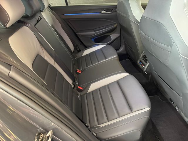 Volkswagen Golf 8 GTD 200cv