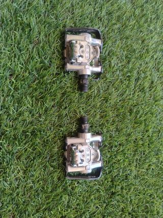 Pedales mixtos automáticos