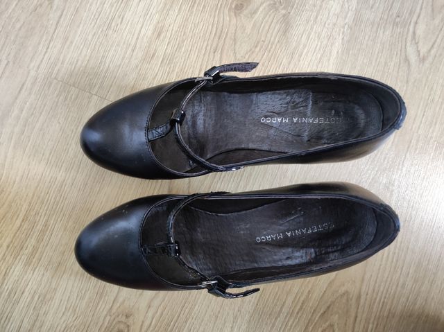 Zapatos tacón negros