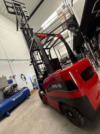 NUEVA! Carretilla elevadora eléctrica torito toro