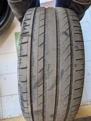 4 ruedas 225/45 R17 91Y usadas