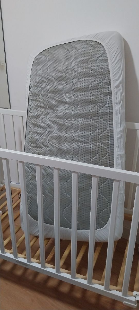 Cuna blanca Tramas. Colchon. Protector colchon.