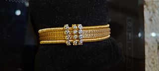 Pulsera Brazalete oro con circonitas