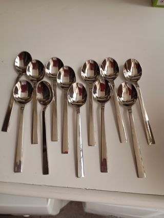 12 cucchiaini da caffè in metallo