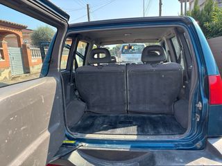 Nissan Terrano II 1993