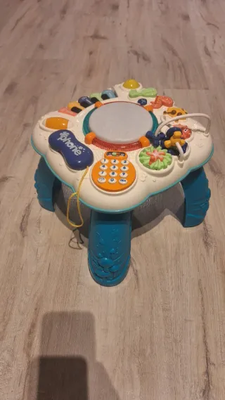 Mesa actividades bebé. +18 meses