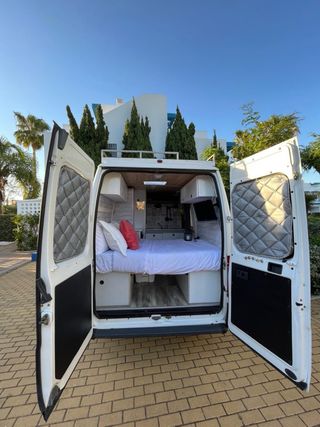 Alquiler furgoneta Camper