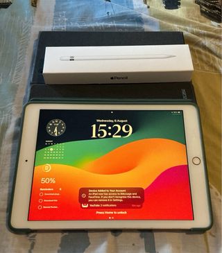 iPad + Apple Pencil + Teclado