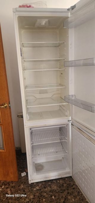 Nevera Beko - Frigorífico grande Jj