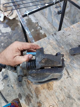 Pinza freno delantera derecha vito 639