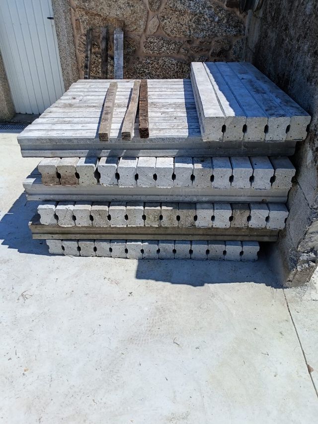 Postes hormigón - 8 unidades