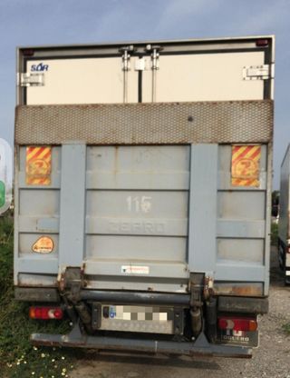 Renault Trucks midlum 2002