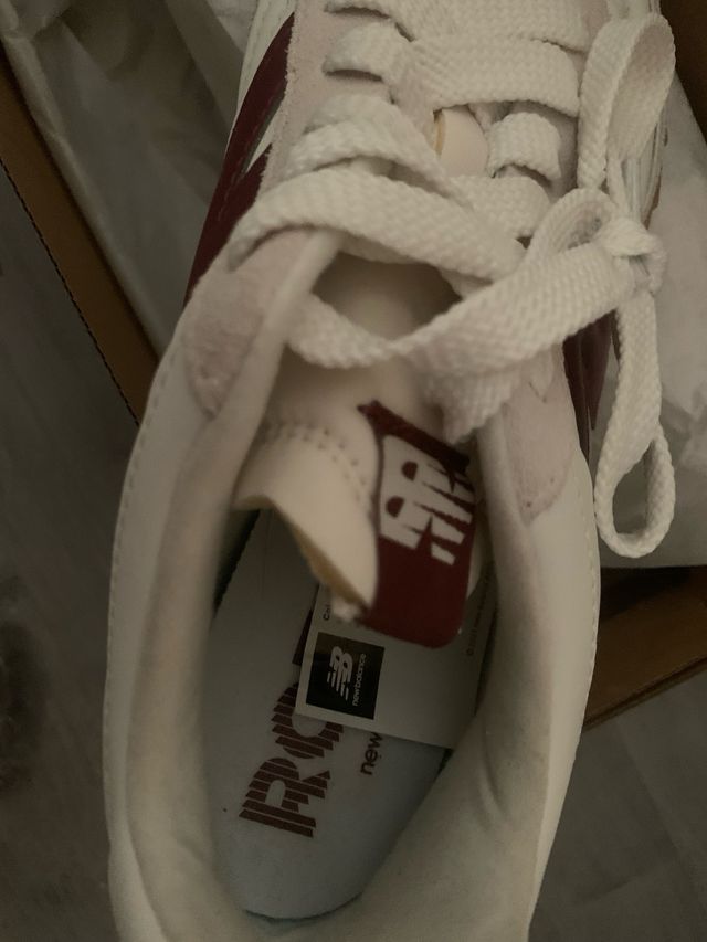 Zapatillas New Balance 42 - Rosa y Blanco