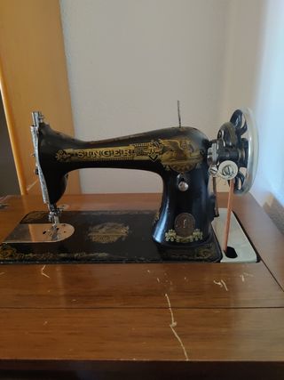 Máquina coser Singer antigua