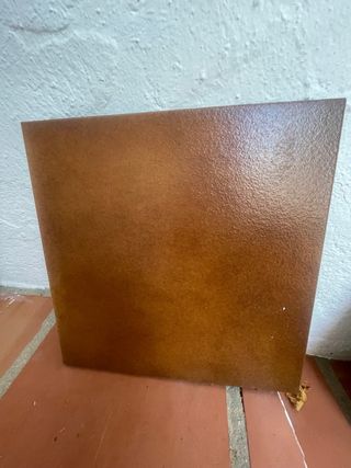 Baldosa cerámica marrón
7 unidades