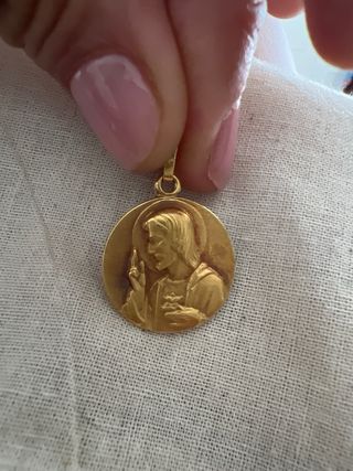 Medalla Virgen Oro
