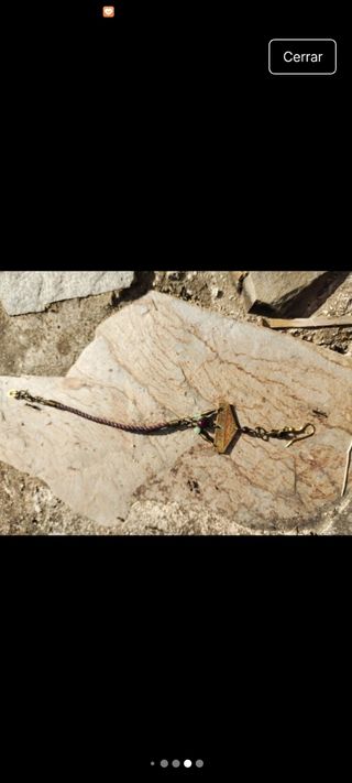 Pulsera y pendiente étnicos dorados