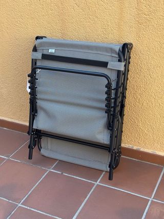 Tumbona Gris Plegable - Nueva